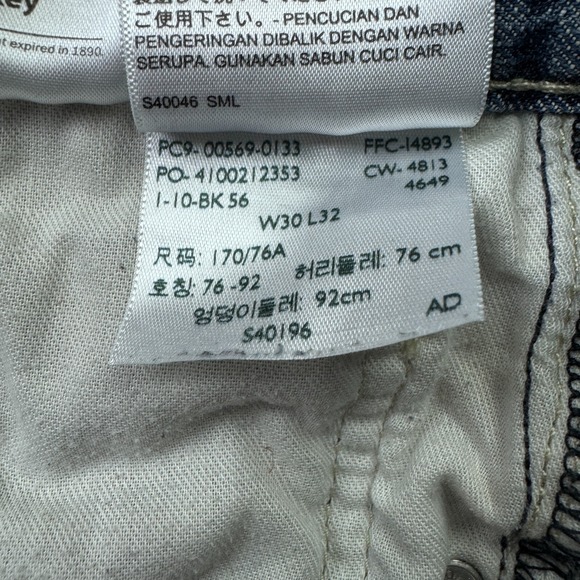 Levi's 501 Jeans Men's Size 30x32 Blue Faded Denim Straight Leg Cowboy Classic - Picture 9 of 15